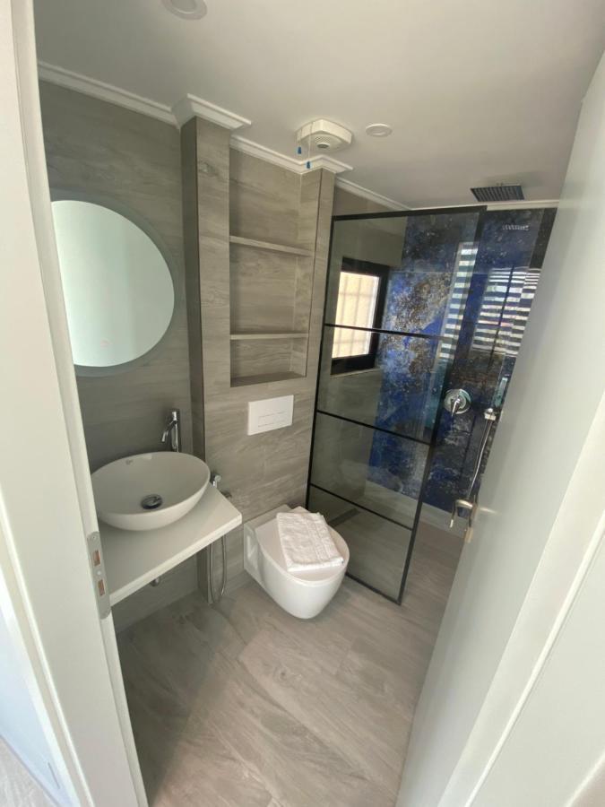 Crown Apartment Sarandë Exteriér fotografie