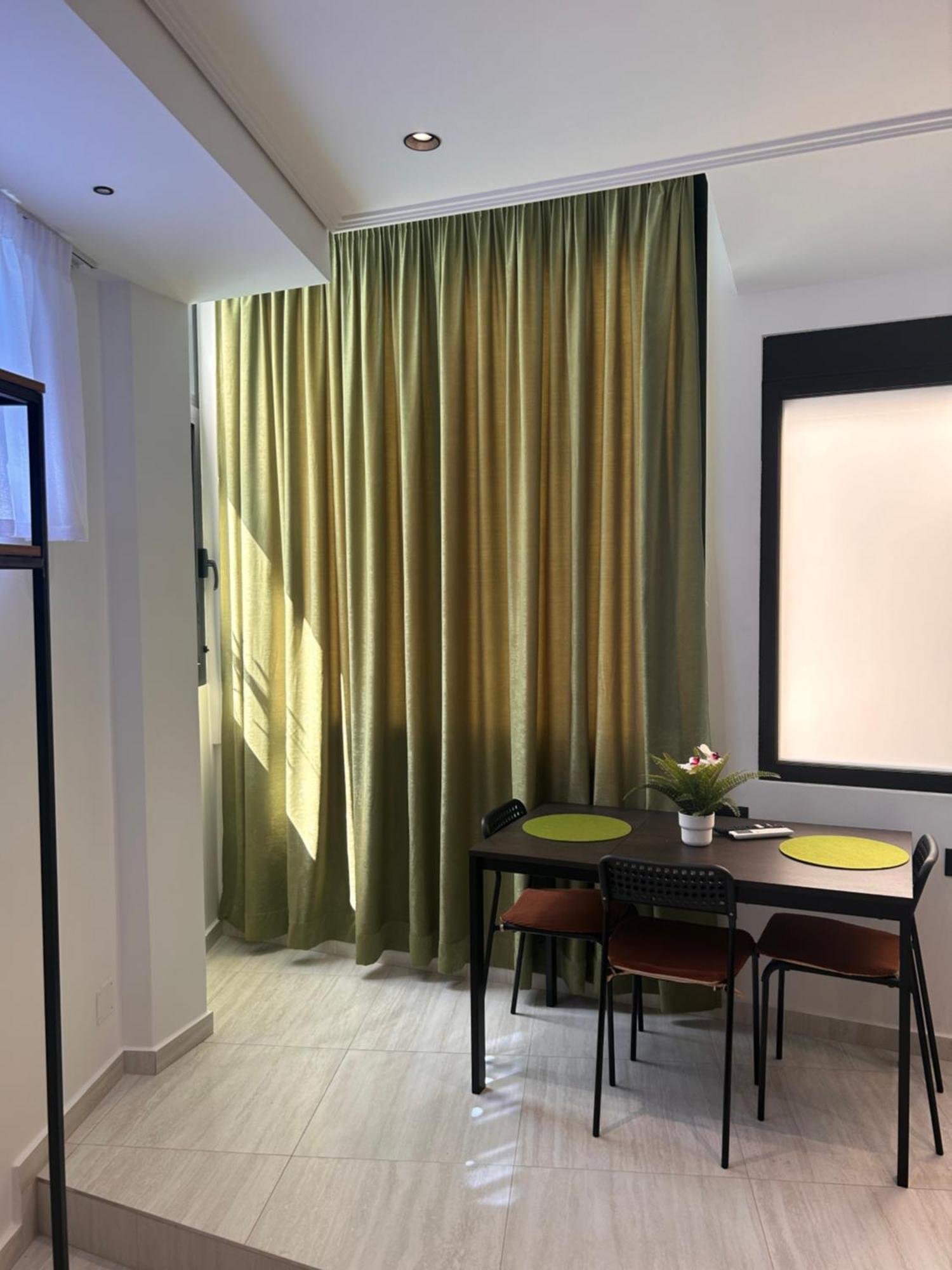 Crown Apartment Sarandë Exteriér fotografie