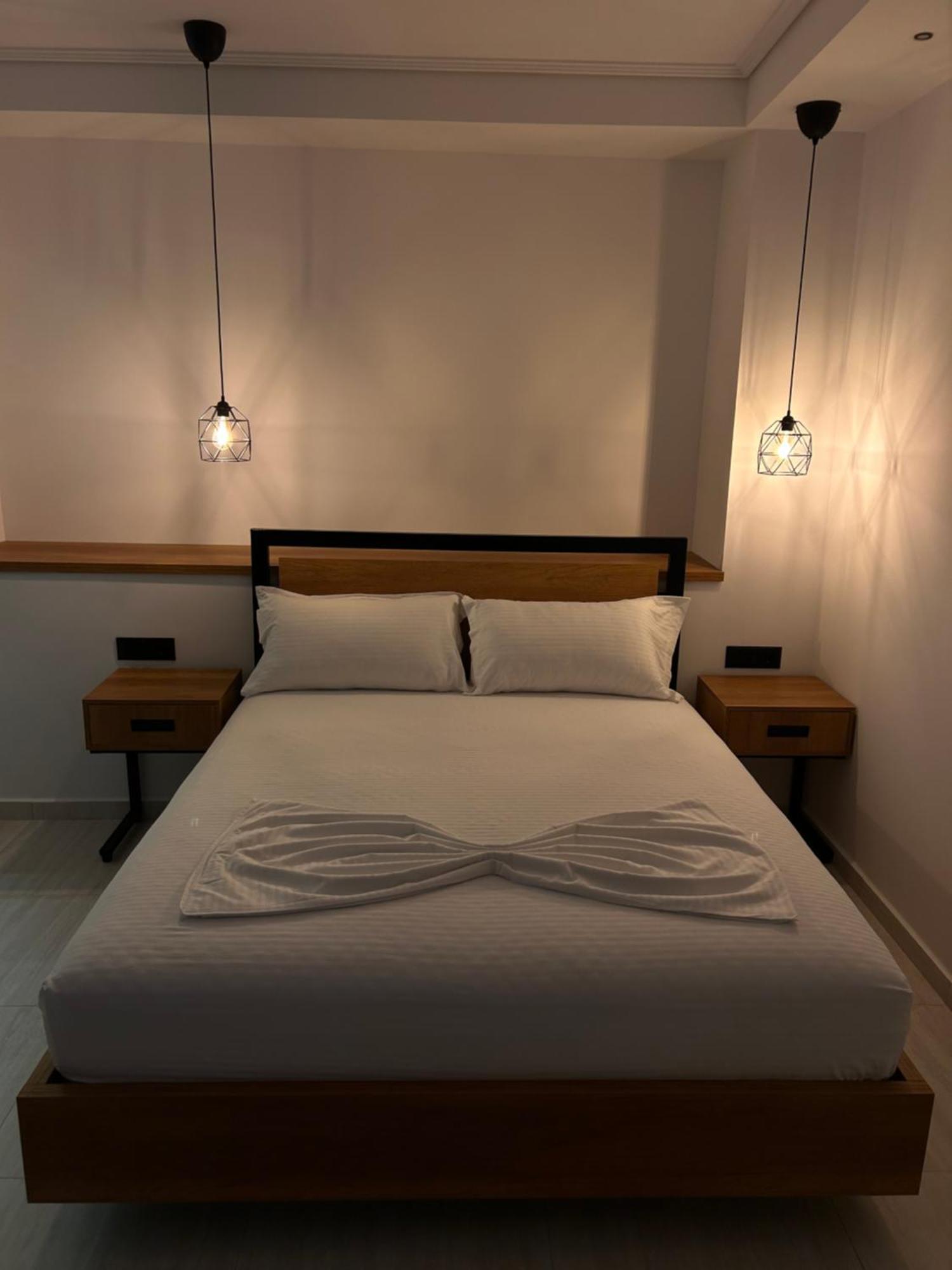 Crown Apartment Sarandë Exteriér fotografie