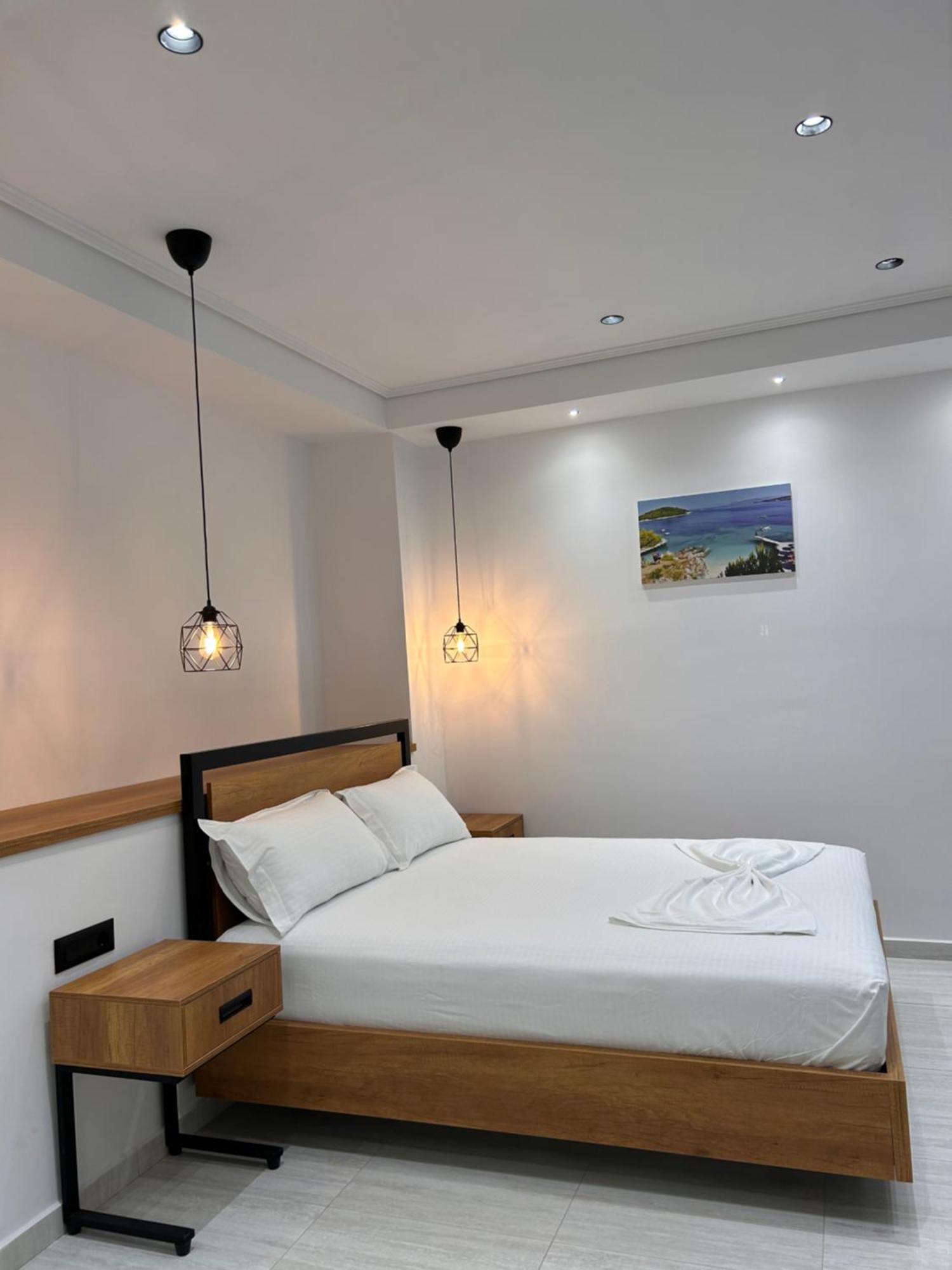 Crown Apartment Sarandë Exteriér fotografie
